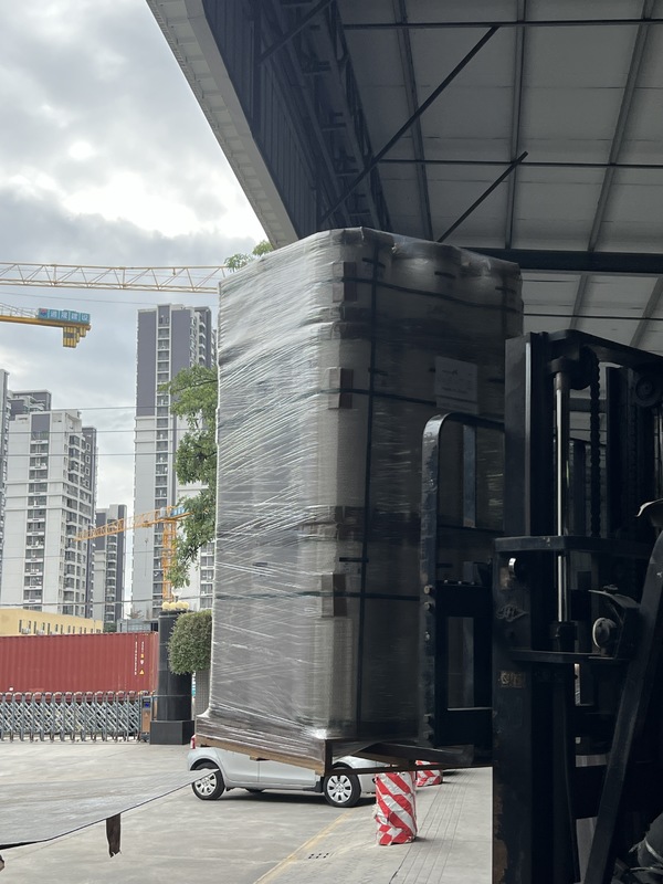 Film Laminasi Termal Adhesi Super-Bond dengan Hasil Akhir Kristal-Jelas dan Ikatan Permanen Cengkeraman Tinggi untuk Laminasi Digital