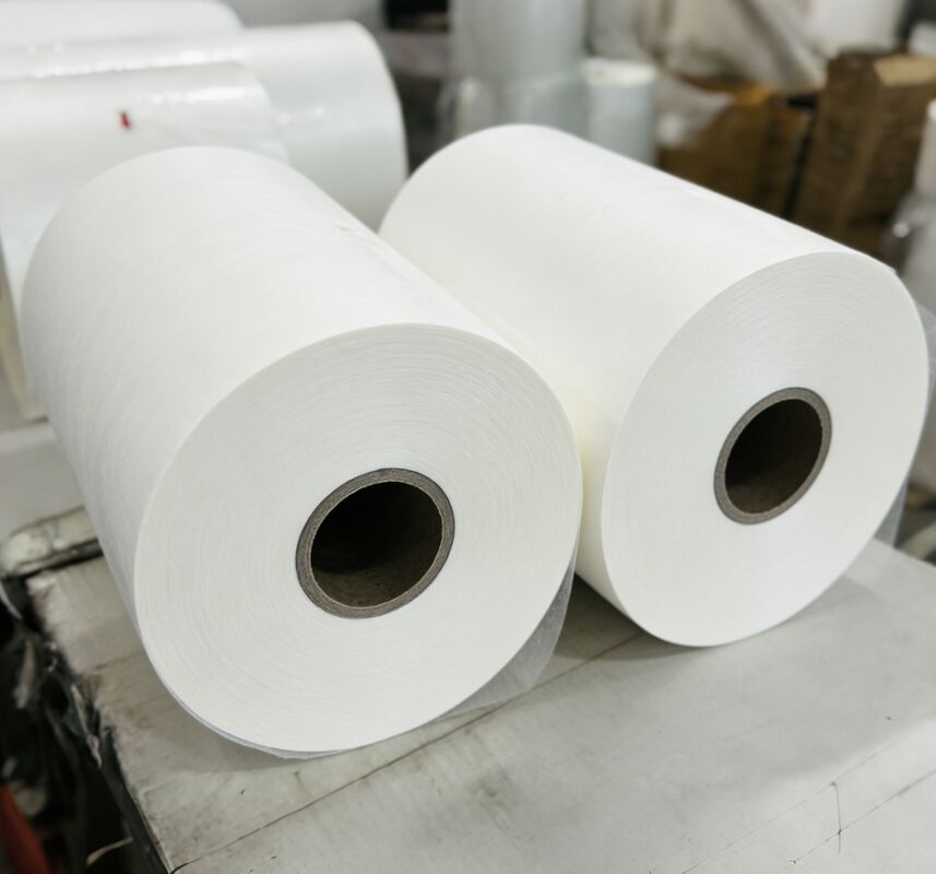 17-45 Mikron Ketebalan Matte Lamination Film dengan perawatan Corona sisi ganda dan tahan air UV untuk perlindungan cetak