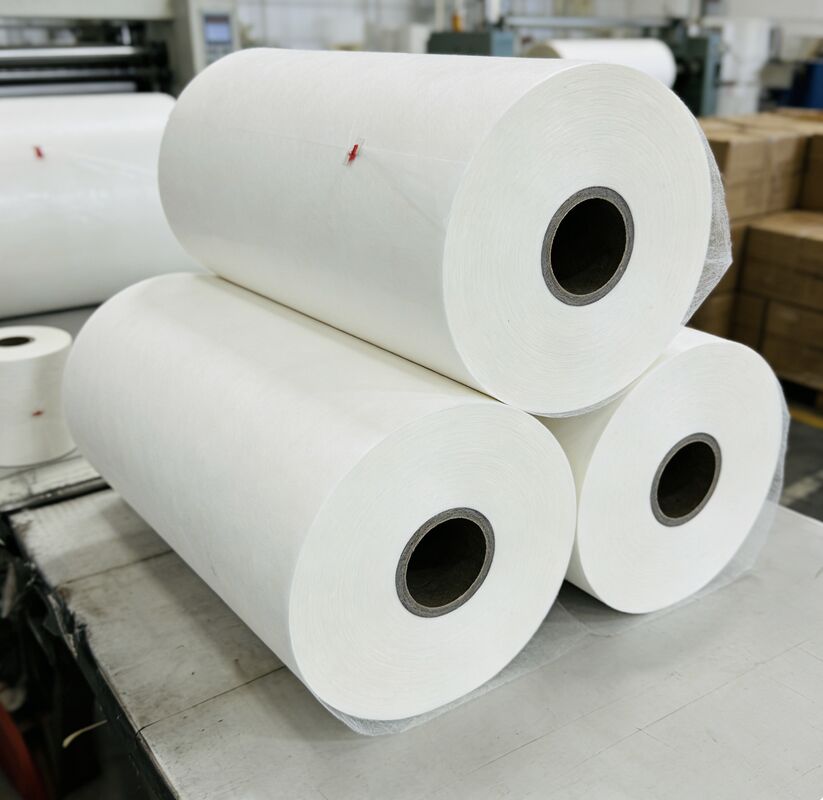 Soft Hardness Gloss Lamination Film dengan Pengolahan Sisi Ganda dan Pilihan Ramah Lingkungan untuk Pengemasan dan Perlindungan Grafis