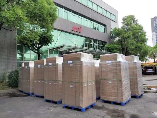 Film Laminasi Termal Sentuhan Lembut Hitam Transparan Kemampuan Cetak Luar Biasa
