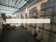 Film laminasi glossy sensitif tekanan dan diaktifkan panas yang menawarkan kilau dan perlindungan superior untuk produk cetakan